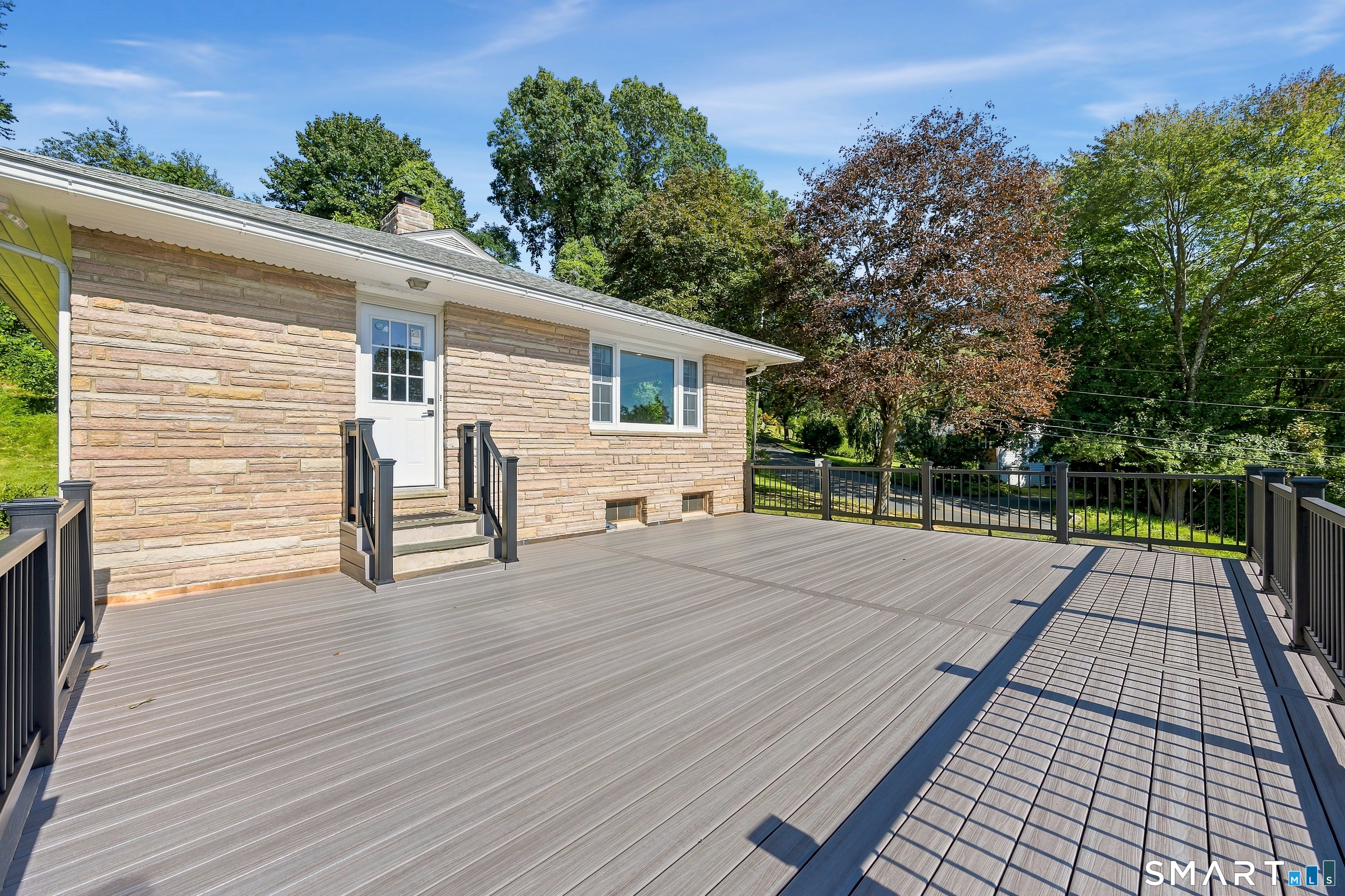 10 Jeanette Road