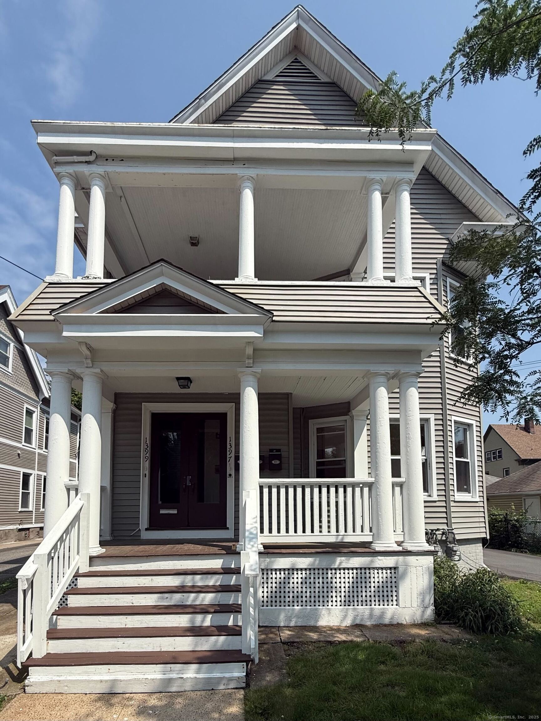 Ella T Grasso Boulevard 1, New Haven, Connecticut - 3 Bedrooms  
1 Bathrooms  
5 Rooms - 