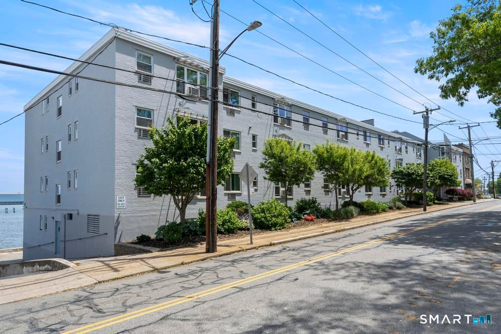 184 Pequot Avenue 102