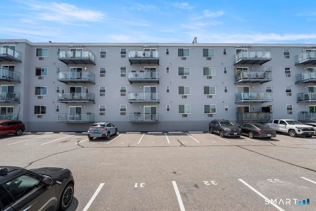 184 Pequot Avenue 102