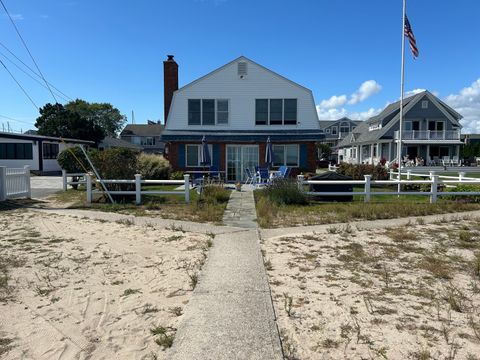 Photo of 19 Underway Drive, Westbrook, CT 06498 (MLS # 24169795)