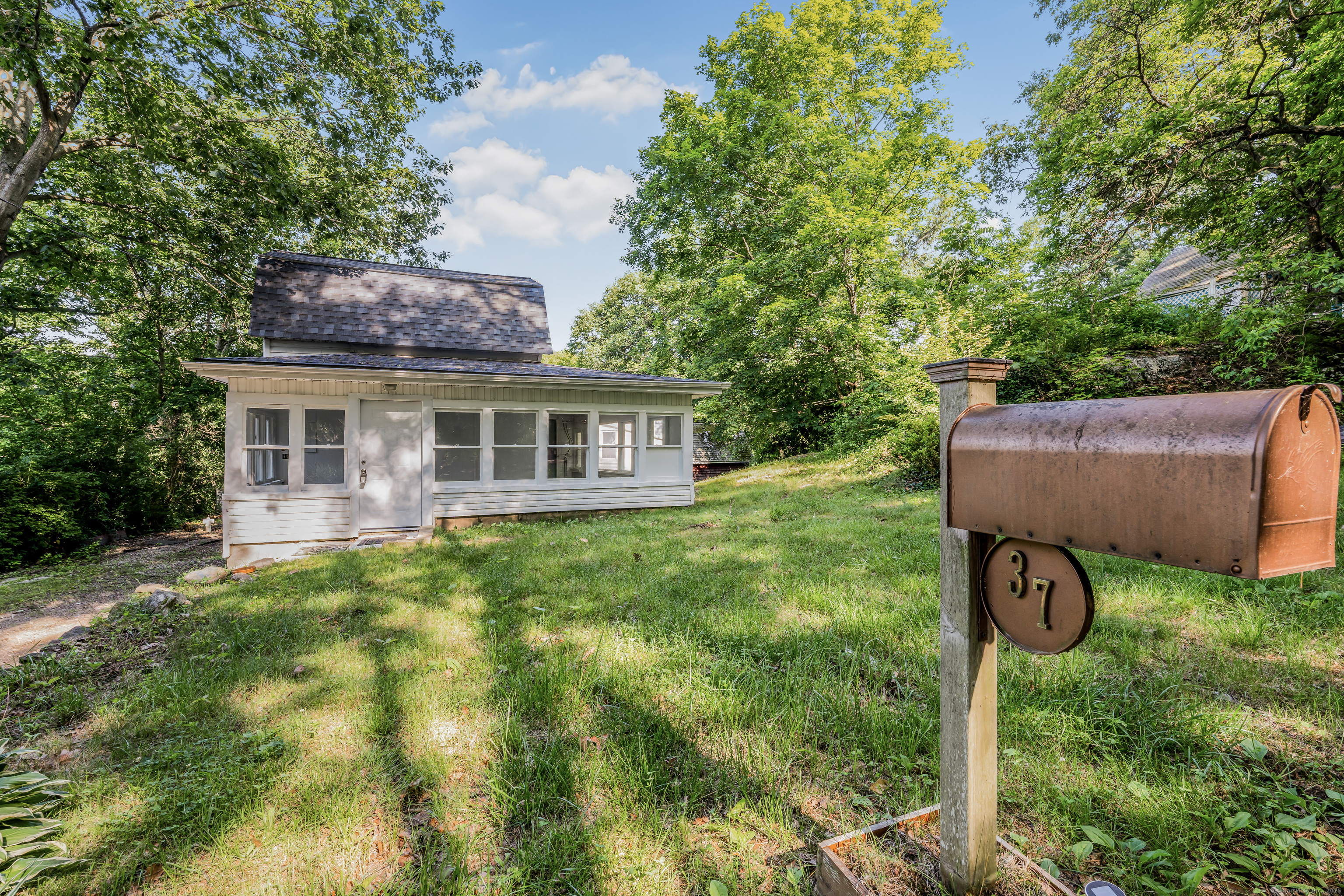 37 Quarry Road