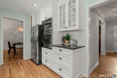 Tiny photo for 17 Pumpkin Lane, Norwalk, CT 06851 (MLS # 24185368)