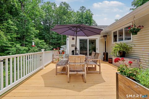 Tiny photo for 17 Pumpkin Lane, Norwalk, CT 06851 (MLS # 24185368)
