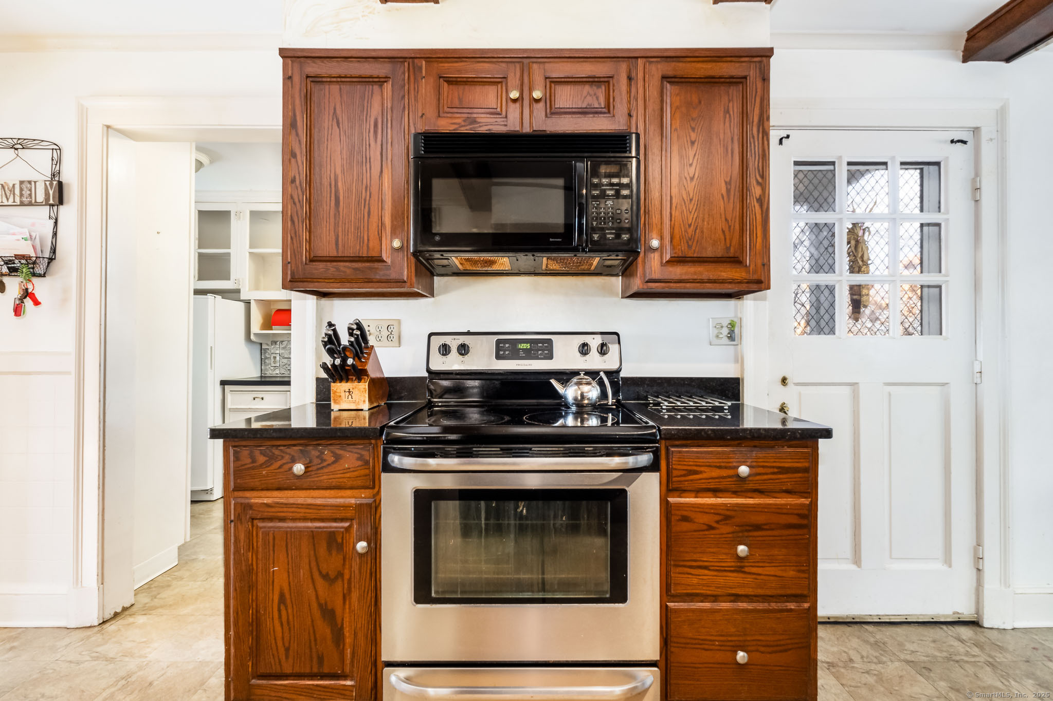 225 Grove Street, Bristol, Connecticut image 7