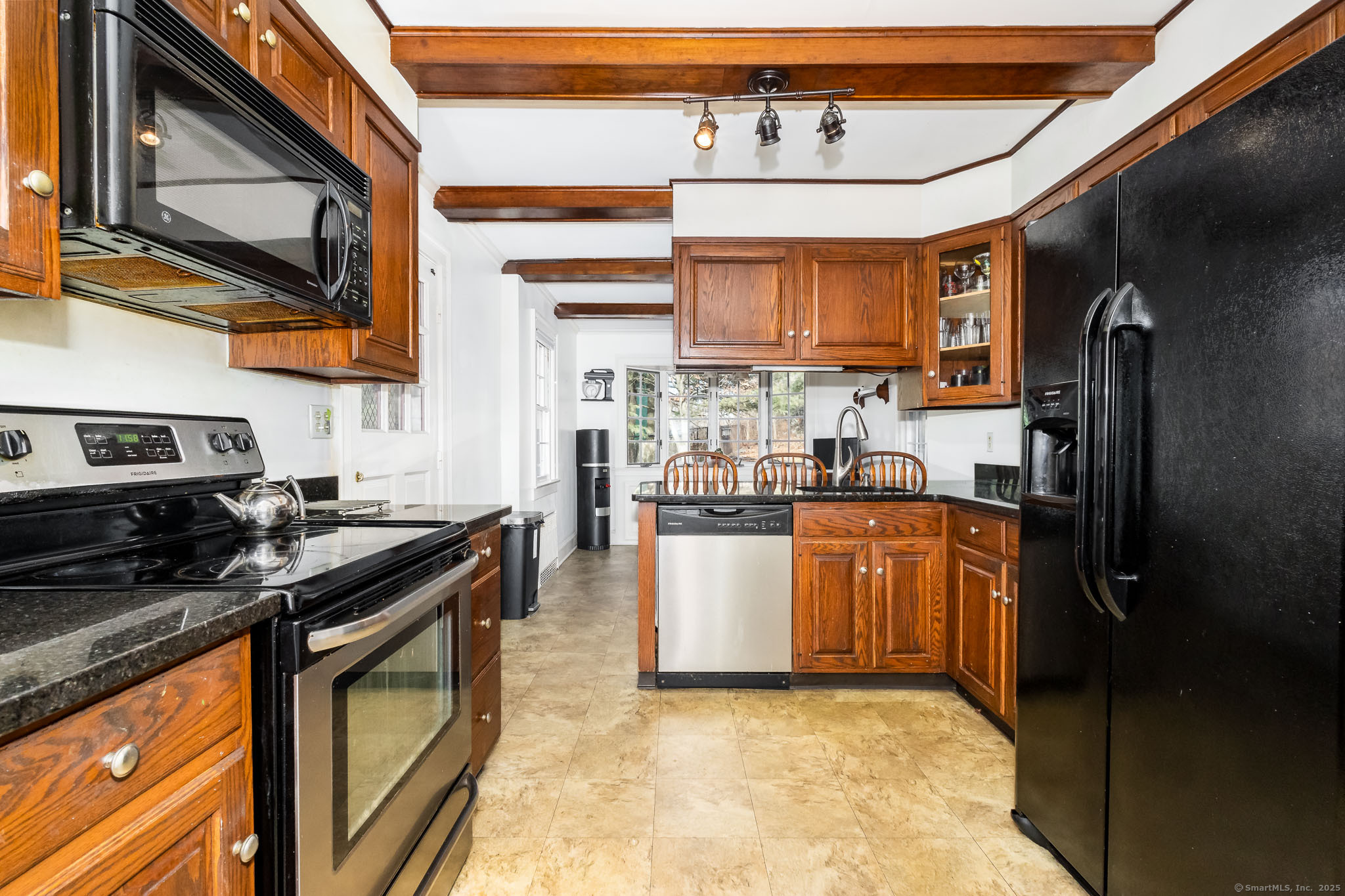 225 Grove Street, Bristol, Connecticut image 8