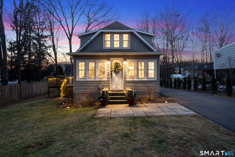 Photo of 129 Grumman Avenue, Norwalk, CT 06851 (MLS # 24144891)