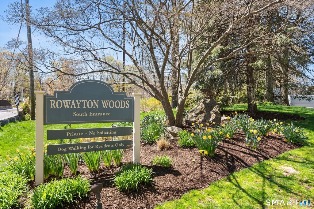Photo of 32 Rowayton Woods Drive #32, Norwalk, CT 06854 (MLS # 24165137)