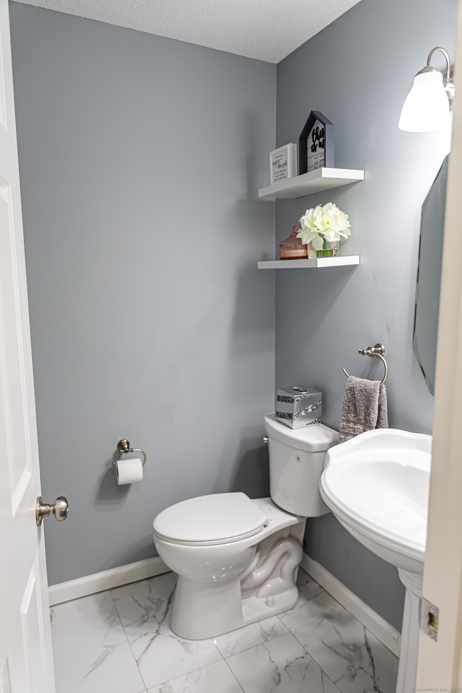 67 Dove Court #67, Windsor Locks, Connecticut image 12