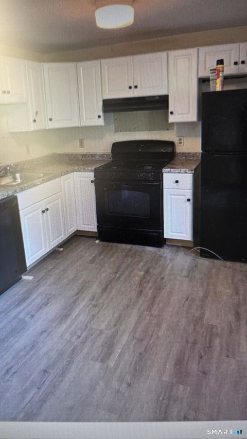 Photo of 18 Allen Court #F, Meriden, CT 06451 (MLS # 24176029)