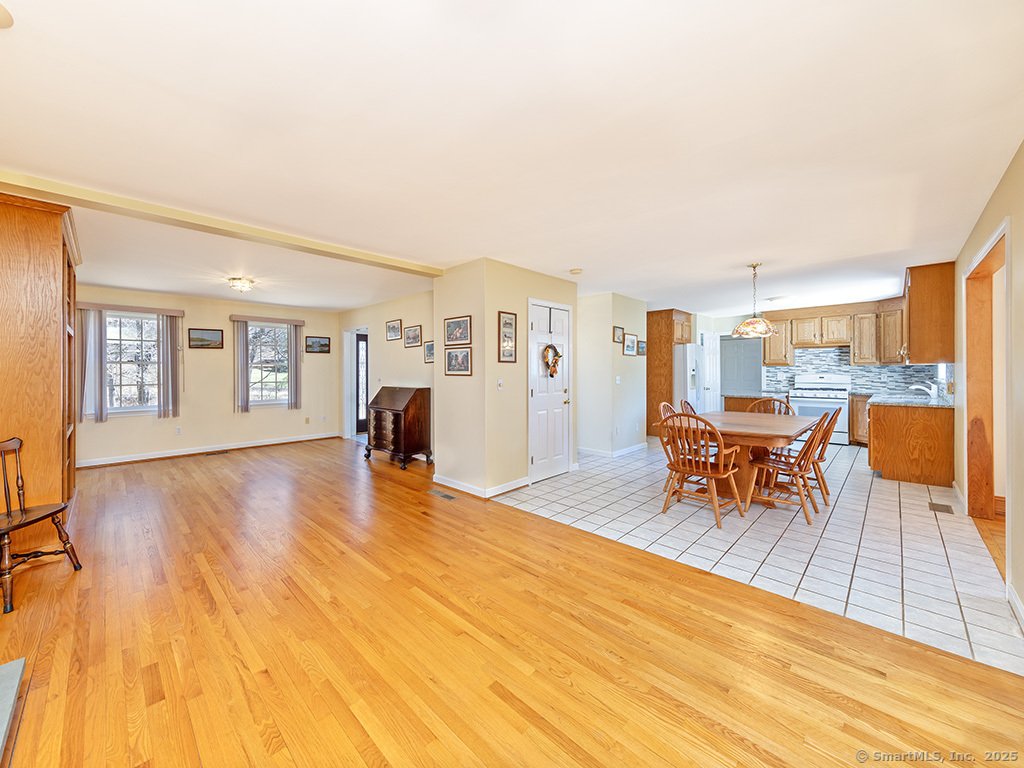 328 Toll Gate Road, Berlin, Connecticut image 8