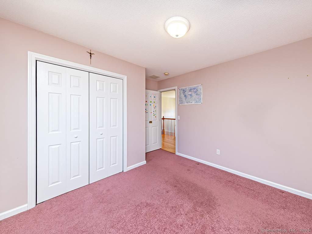328 Toll Gate Road, Berlin, Connecticut image 25