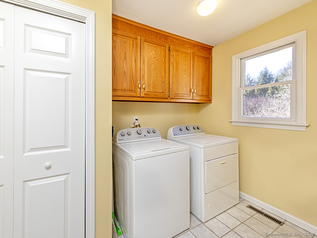 328 Toll Gate Road, Berlin, Connecticut image 16