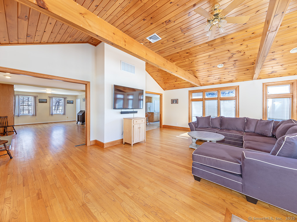 328 Toll Gate Road, Berlin, Connecticut image 7