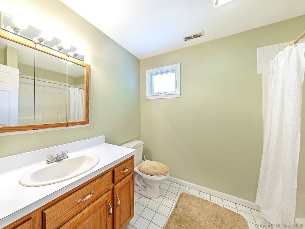 328 Toll Gate Road, Berlin, Connecticut image 21