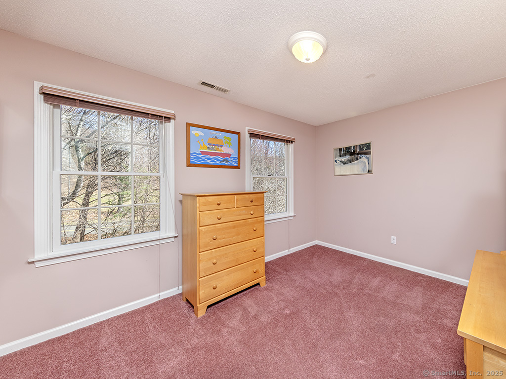 328 Toll Gate Road, Berlin, Connecticut image 22