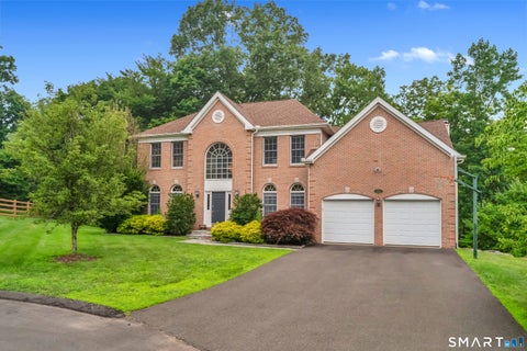 Homes For Sale - 104 Salem Road<br/> Trumbull, CT 06611