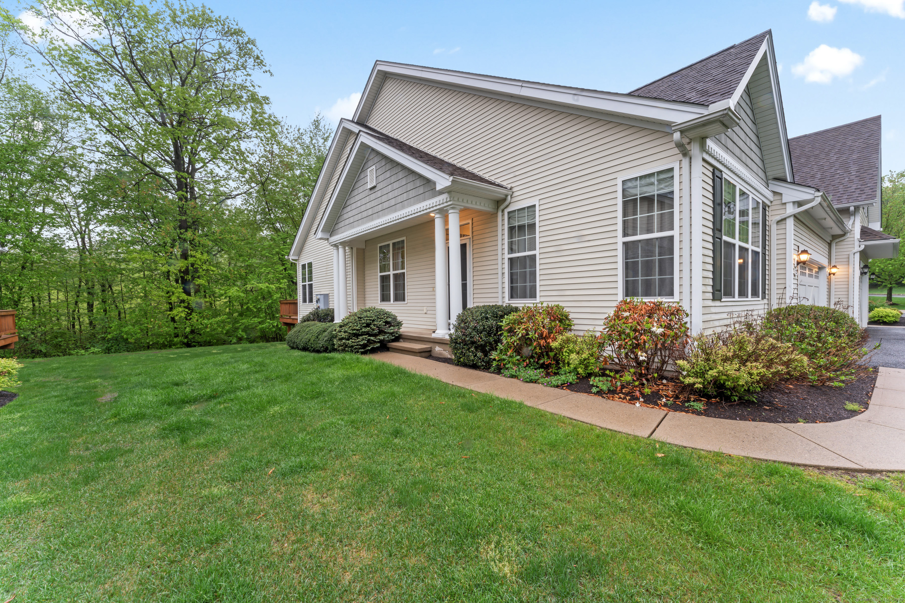 127 Sycamore Drive #127, Prospect, Connecticut image 2