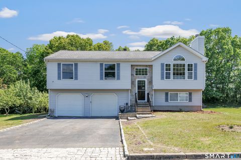 Homes For Sale - 52 Brittany Lane<br/> Naugatuck, CT 06770