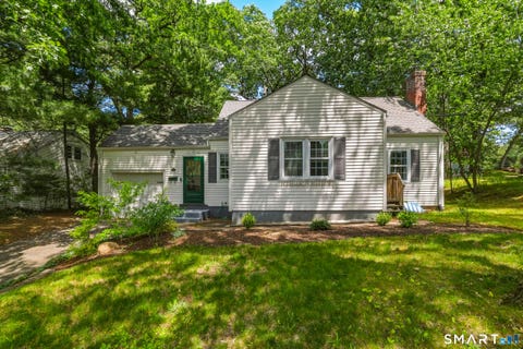 Homes For Sale - 279 Parker Street<br/> Manchester, CT 06042