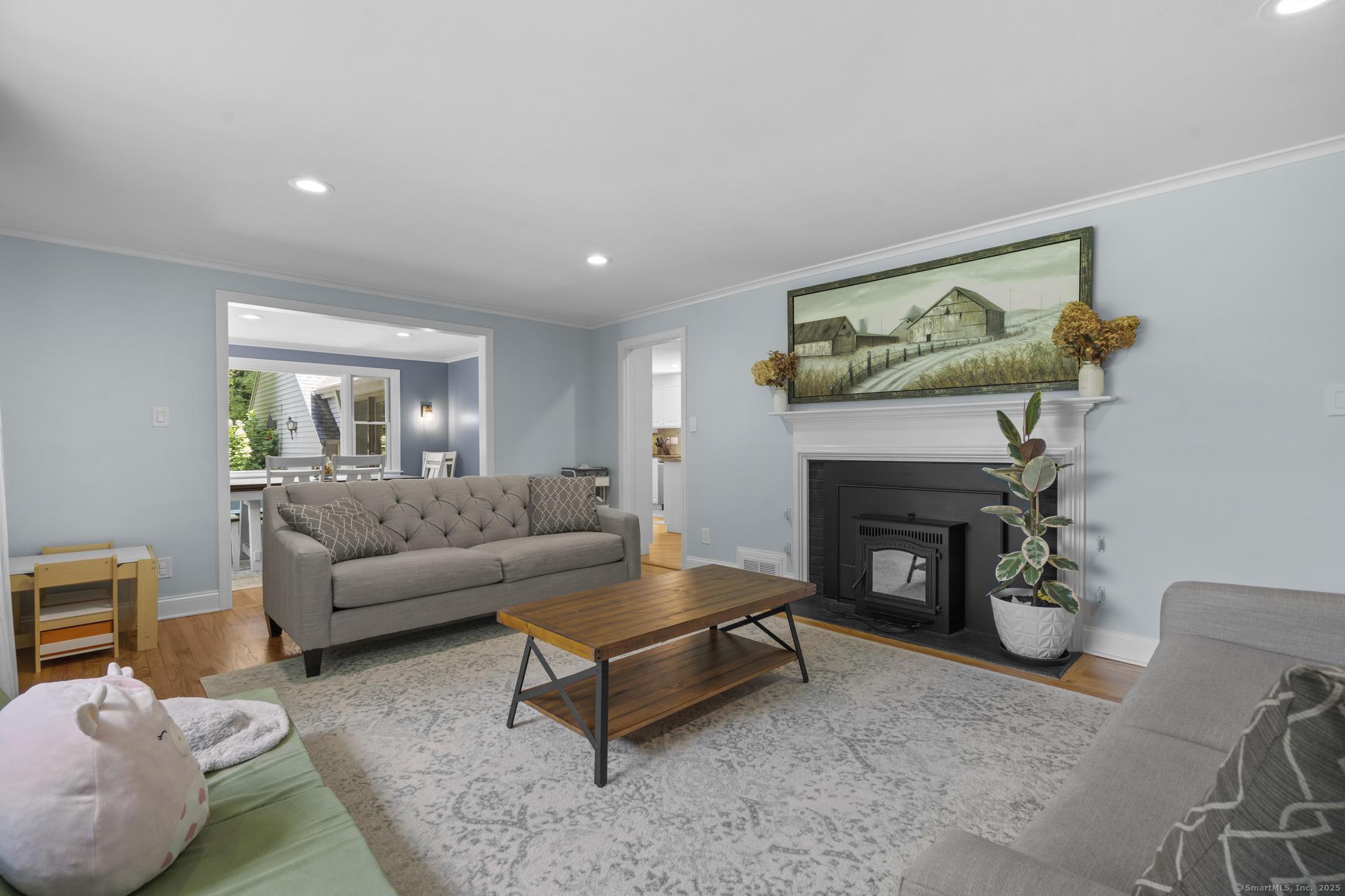 Avon, Connecticut 06001, United States, 4 Bedrooms Bedrooms, ,3 BathroomsBathrooms,Residential,Coming Soon,174114