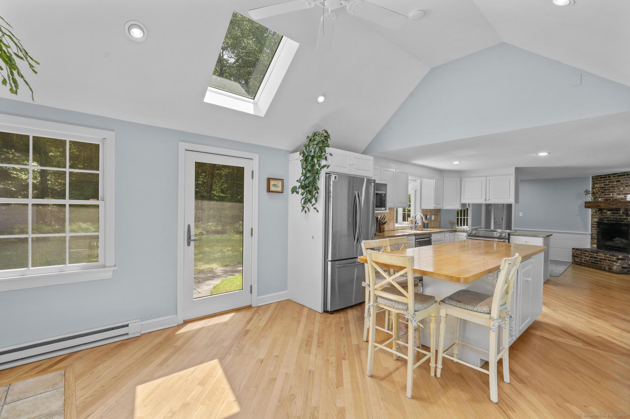 Avon, Connecticut 06001, United States, 4 Bedrooms Bedrooms, ,3 BathroomsBathrooms,Residential,Coming Soon,174114