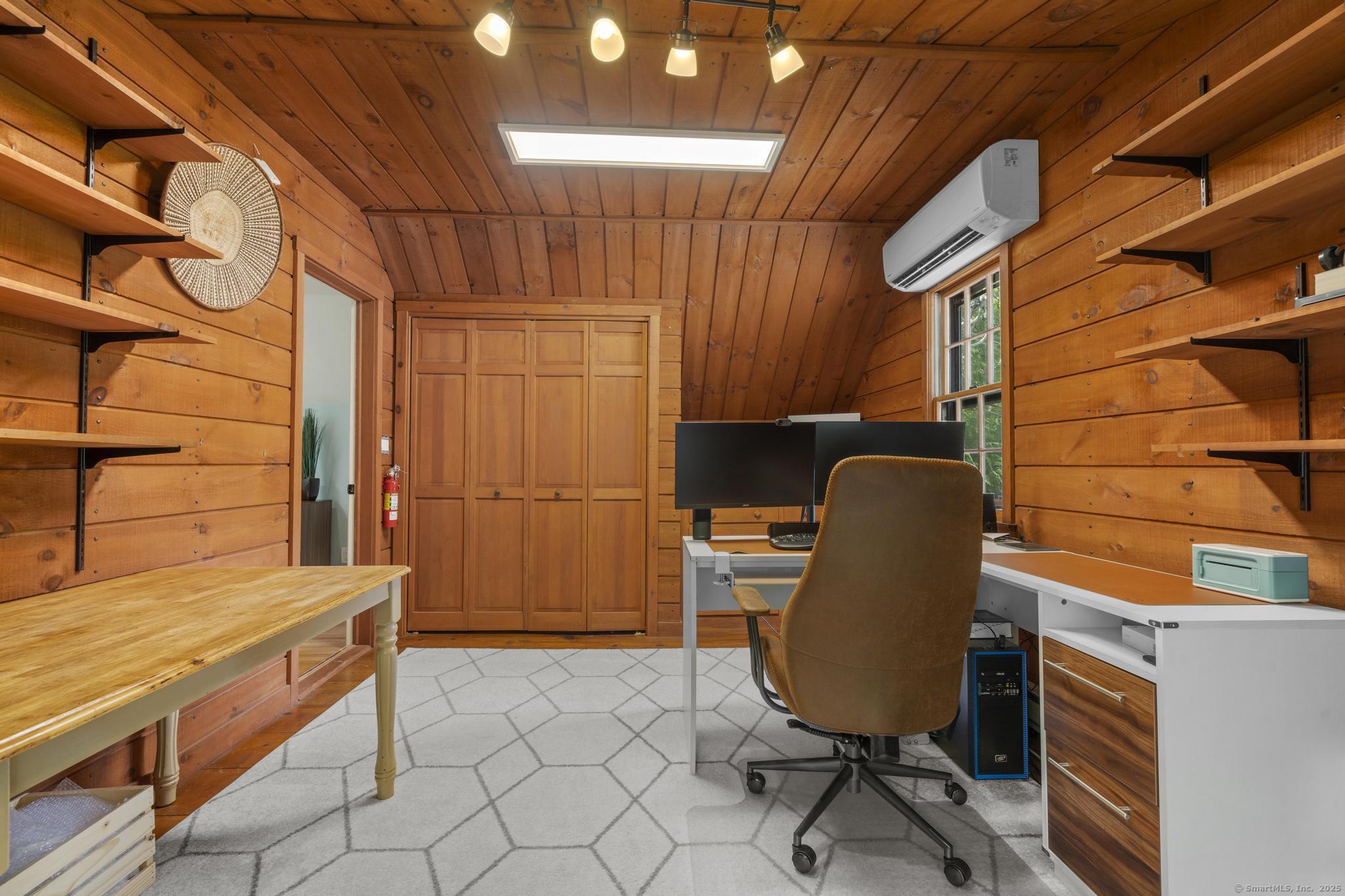 Avon, Connecticut 06001, United States, 4 Bedrooms Bedrooms, ,3 BathroomsBathrooms,Residential,Coming Soon,174114