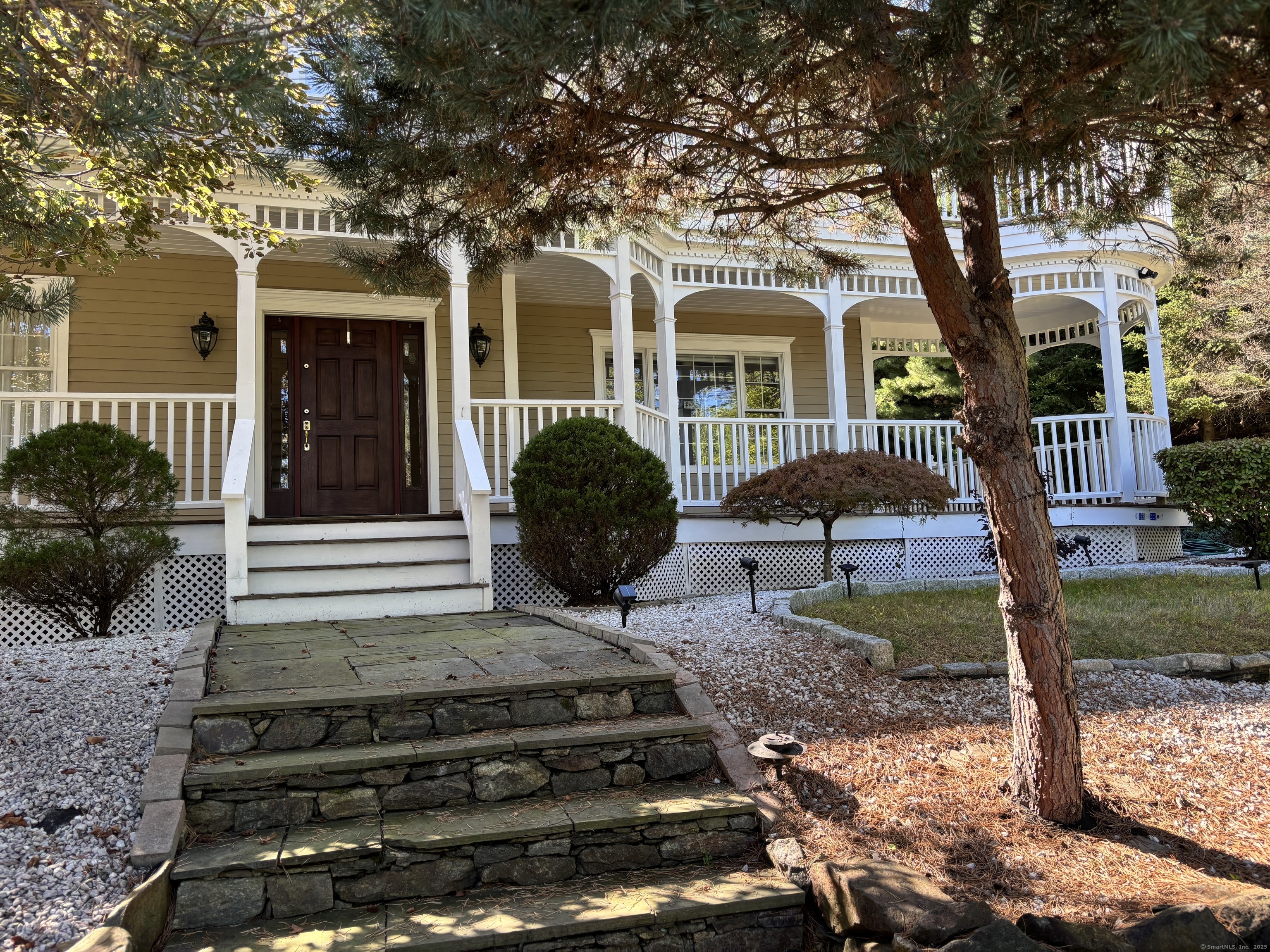 28 Gaylord Glen