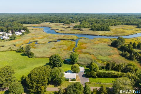 Homes For Sale - 118 River Road<br/> New Haven County, Madison, CT 06443