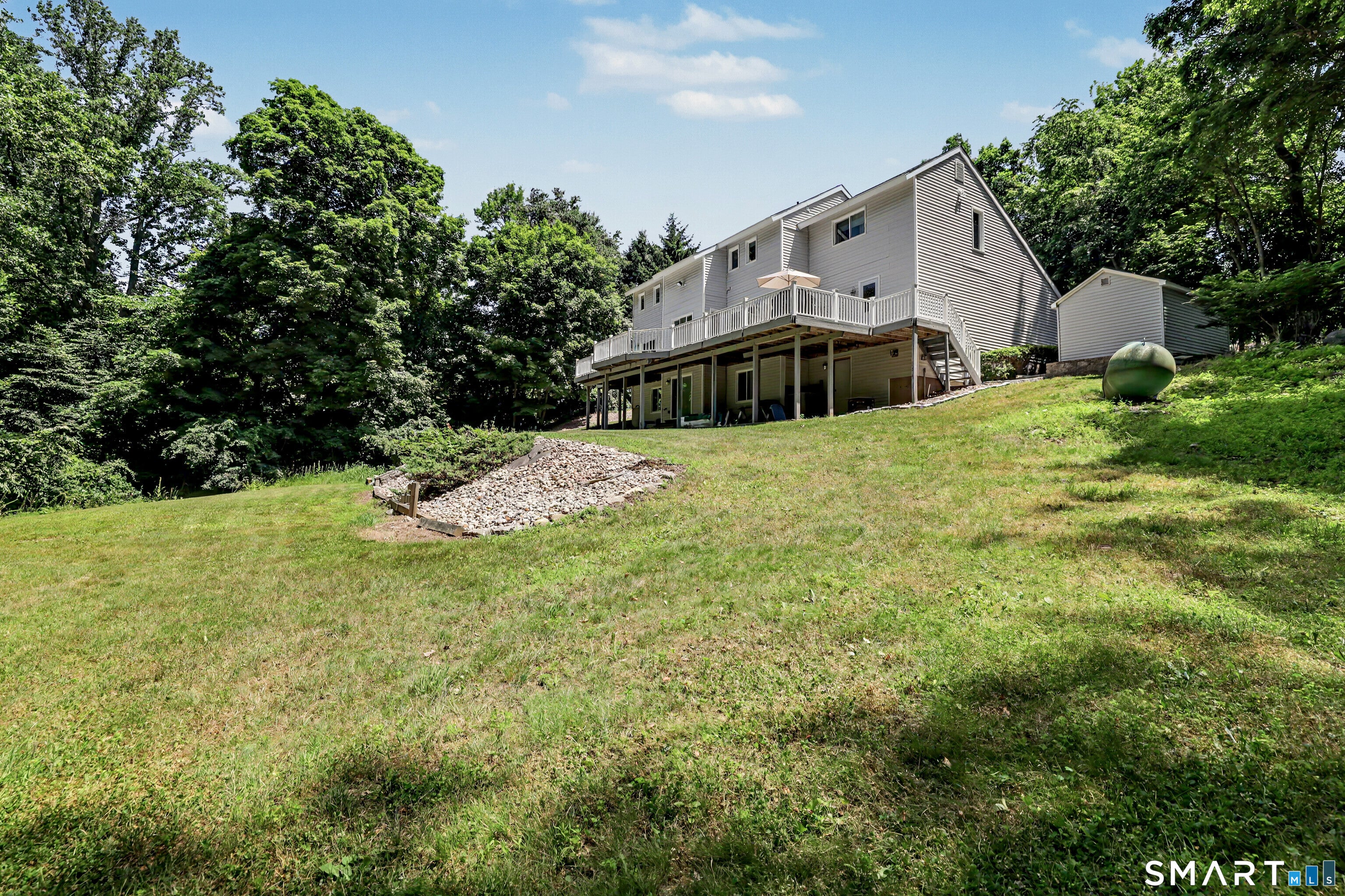 15 Briarwood Drive
