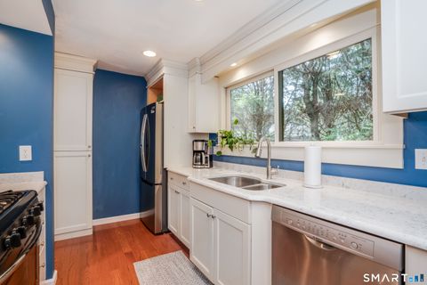Tiny photo for 3 Jay Court #3, Avon, CT 06001 (MLS # 24172217)