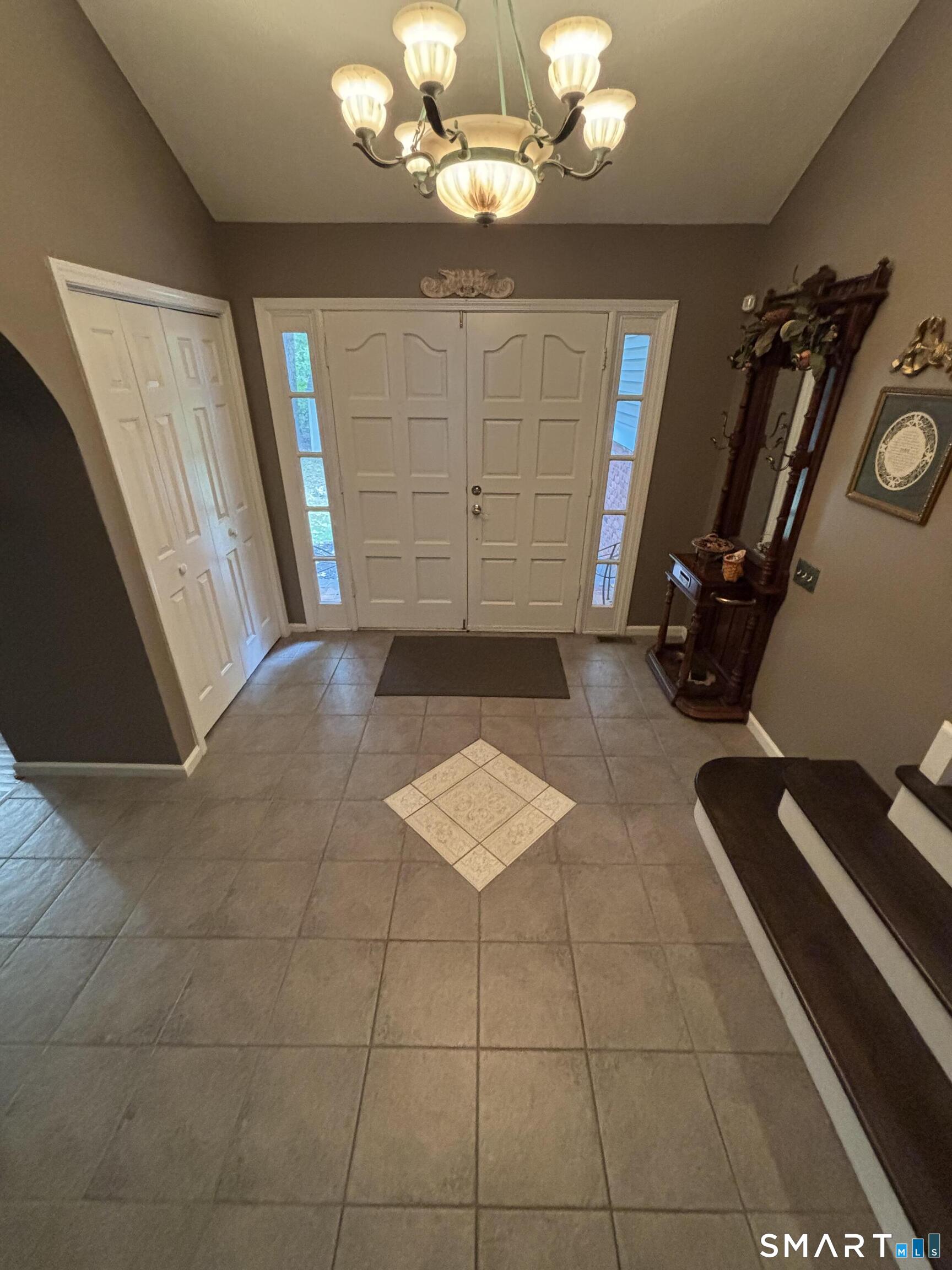 80 Pine Hollow Drive