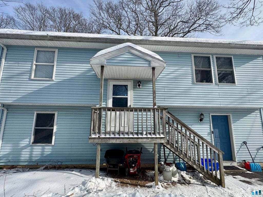 Photo of 125 Maple Street, Norwich, CT 06360 (MLS # 24151350)