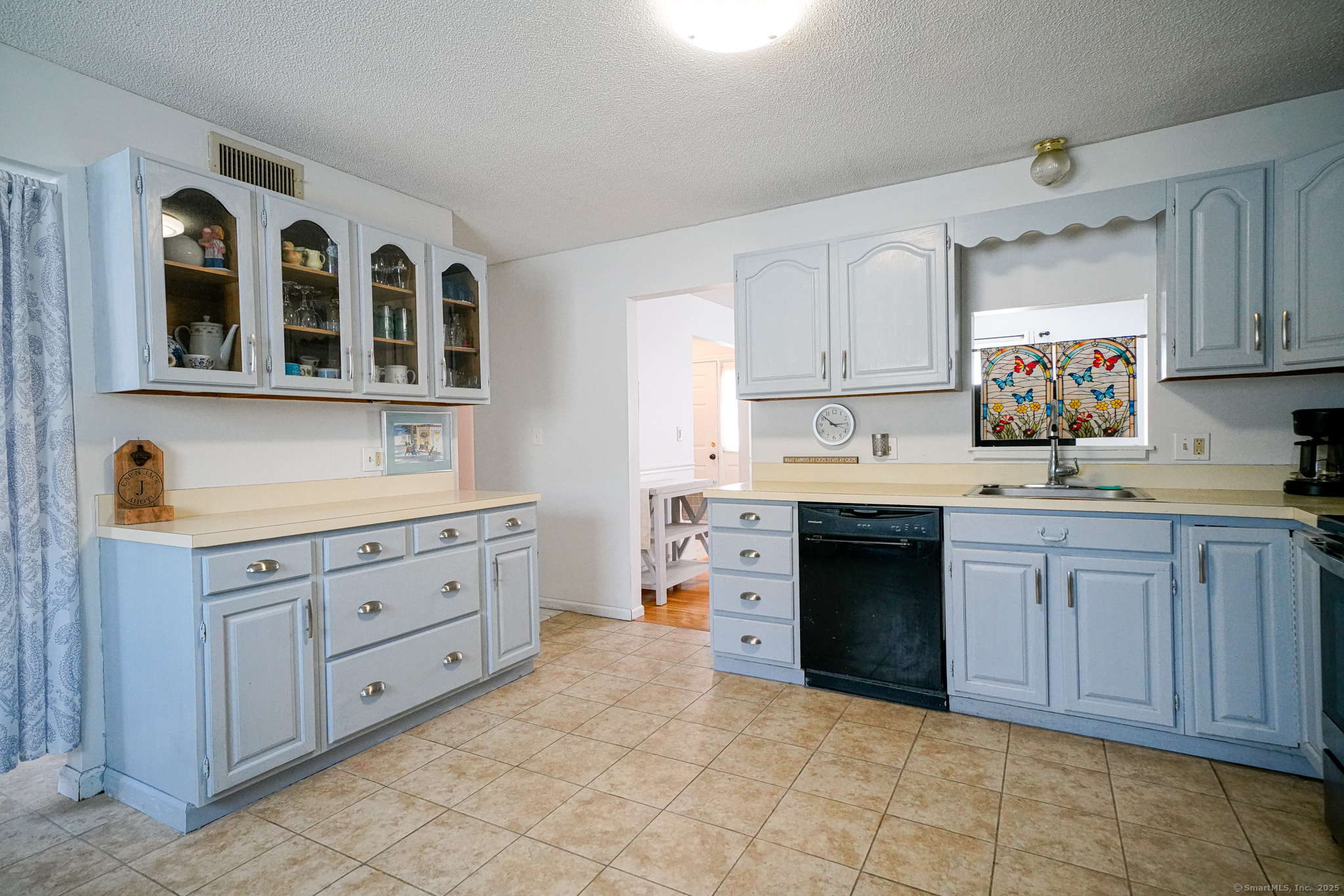 50 Briarwood Road, West Hartford, Connecticut image 11