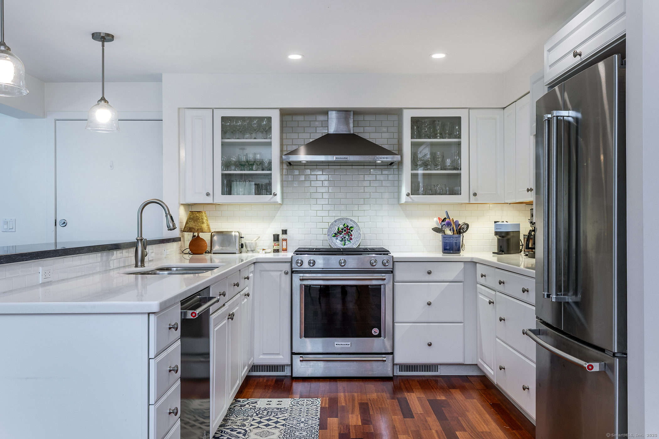 87 Canaan Road APT 6A