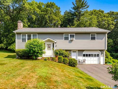 Homes For Sale - 19 Porach Road<br/> New London County, Montville, CT 06382