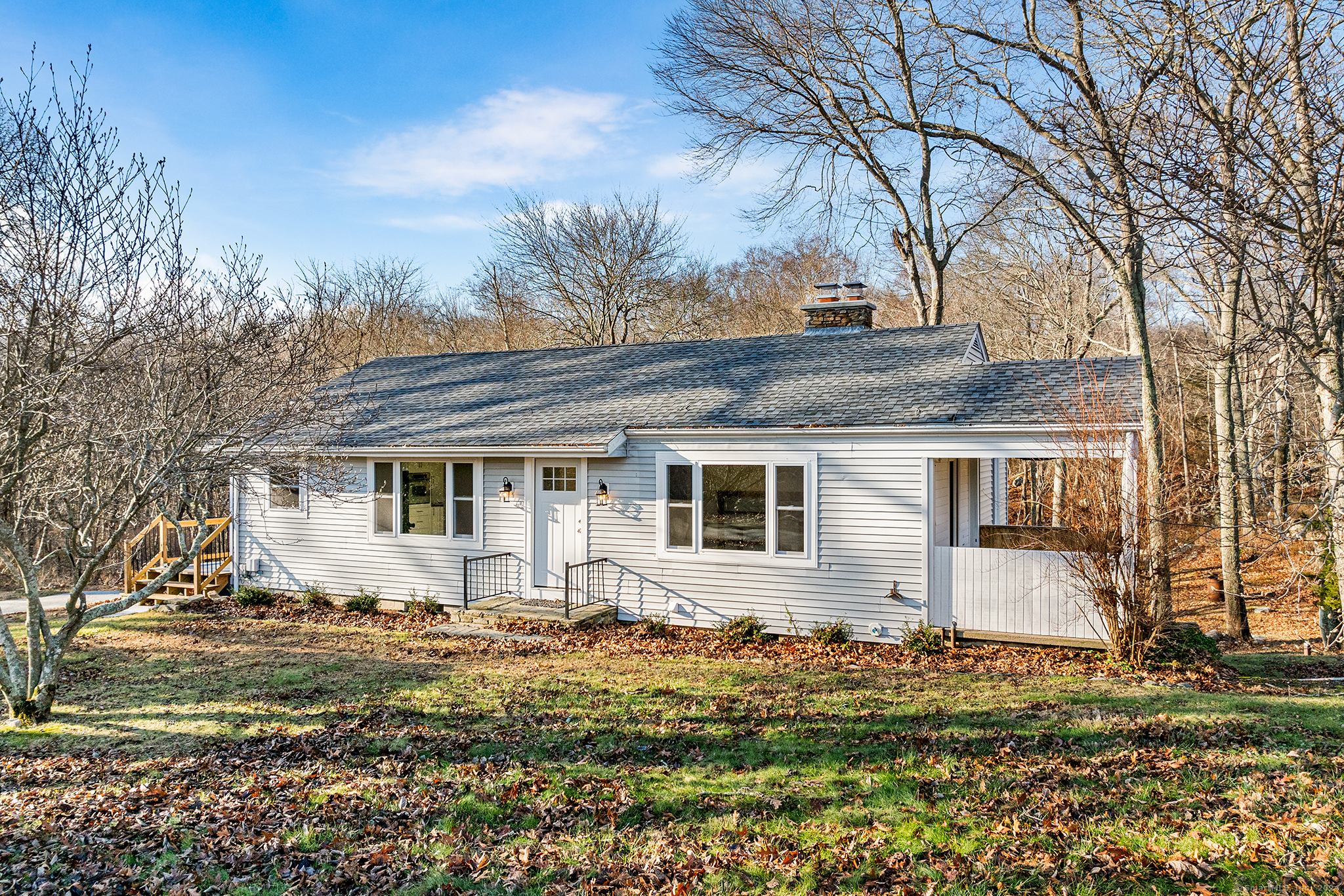 Property for Sale at 671 Noank Ledyard Road, Groton, Connecticut - Bedrooms: 2 
Bathrooms: 1 
Rooms: 6  - $350,000