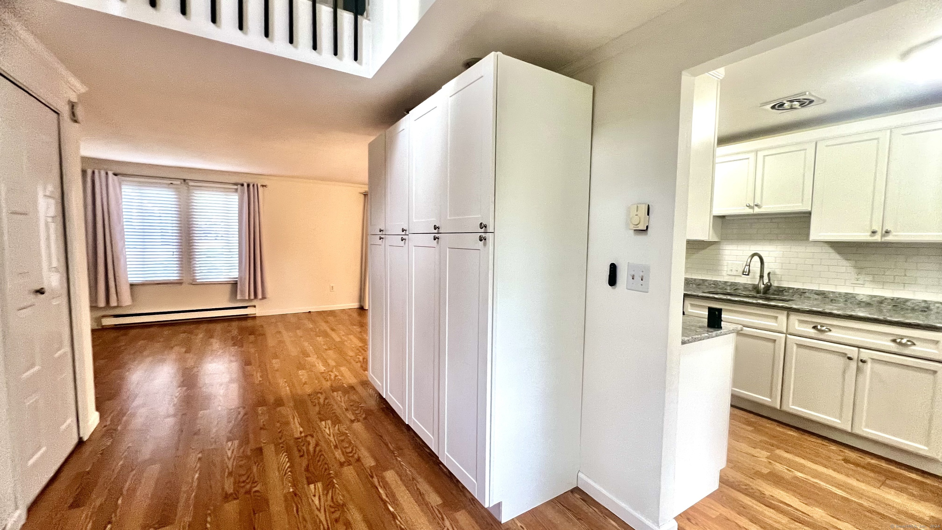 1 Cinnamon Springs 1