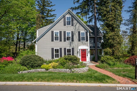 Homes For Sale - 20 Wettleson Avenue<br/> West Hartford, CT 06107