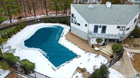 Tiny photo for 11 Talcott Forest Road #APT E, Farmington, CT 06032 (MLS # 24144495)