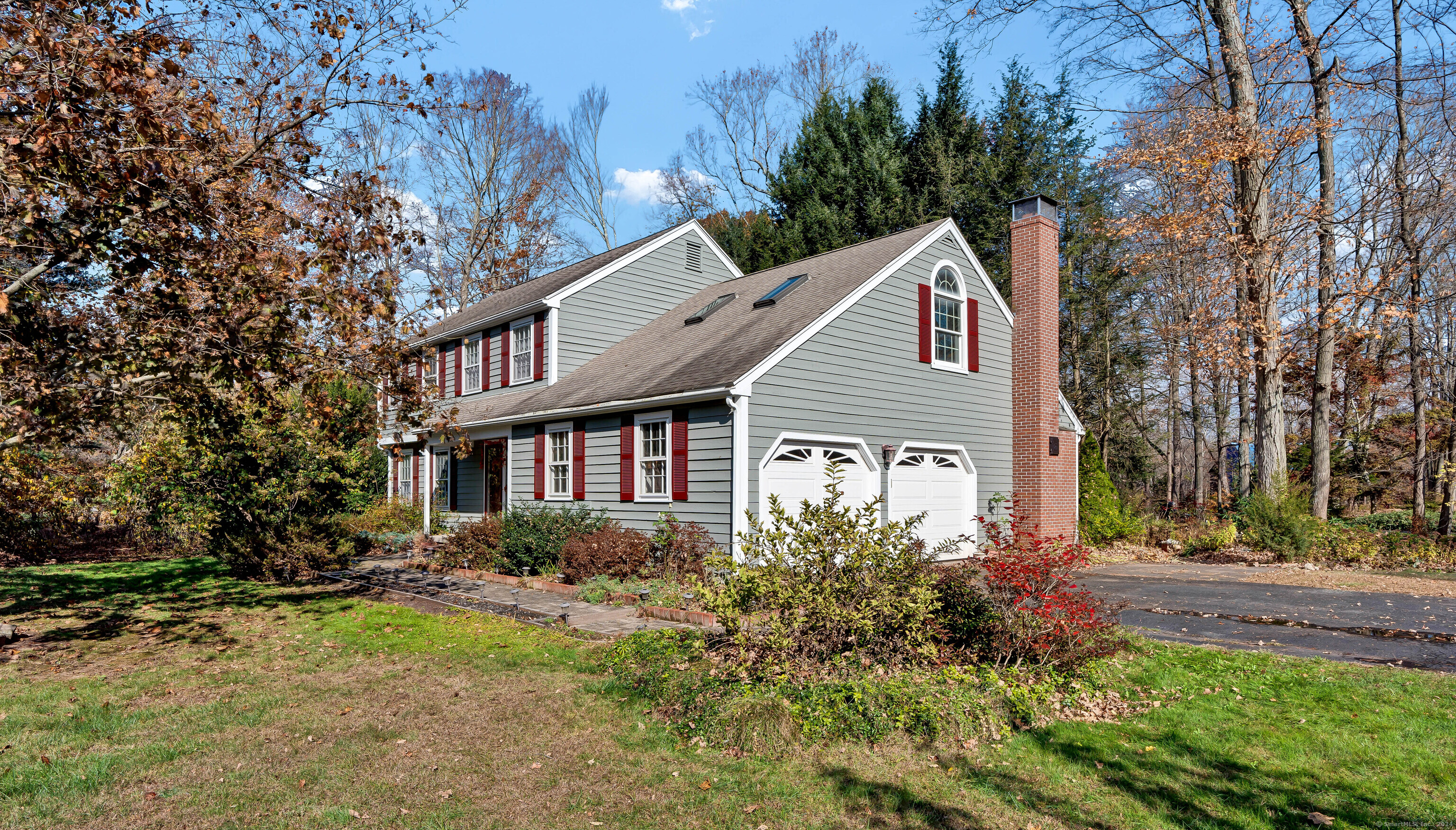 10 Homestead Place, Cheshire, Connecticut image 2