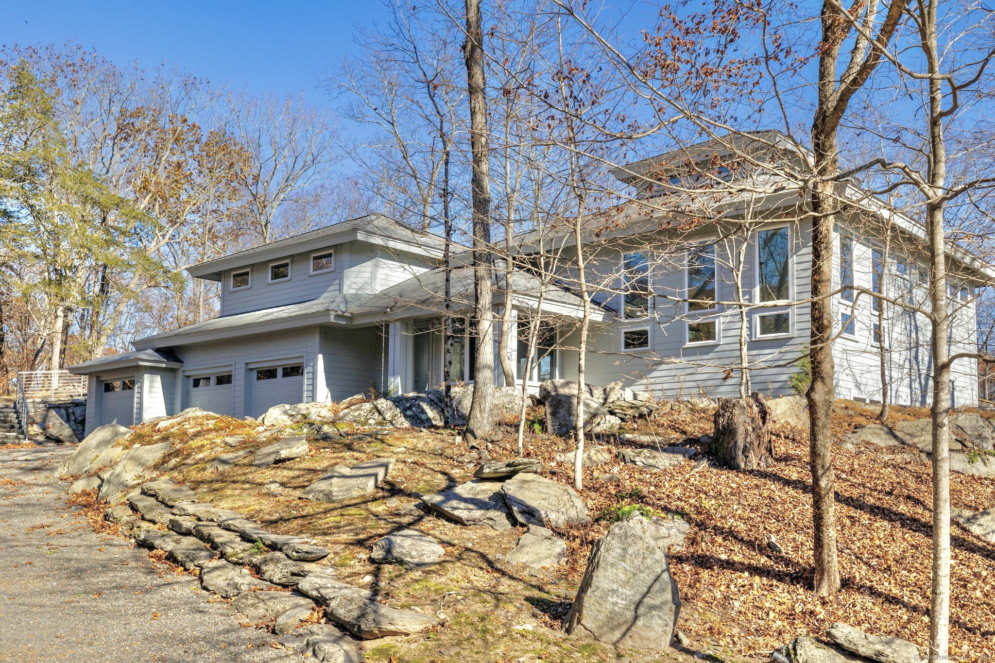 17 Birchwood Lane, Woodbury, Connecticut image 2