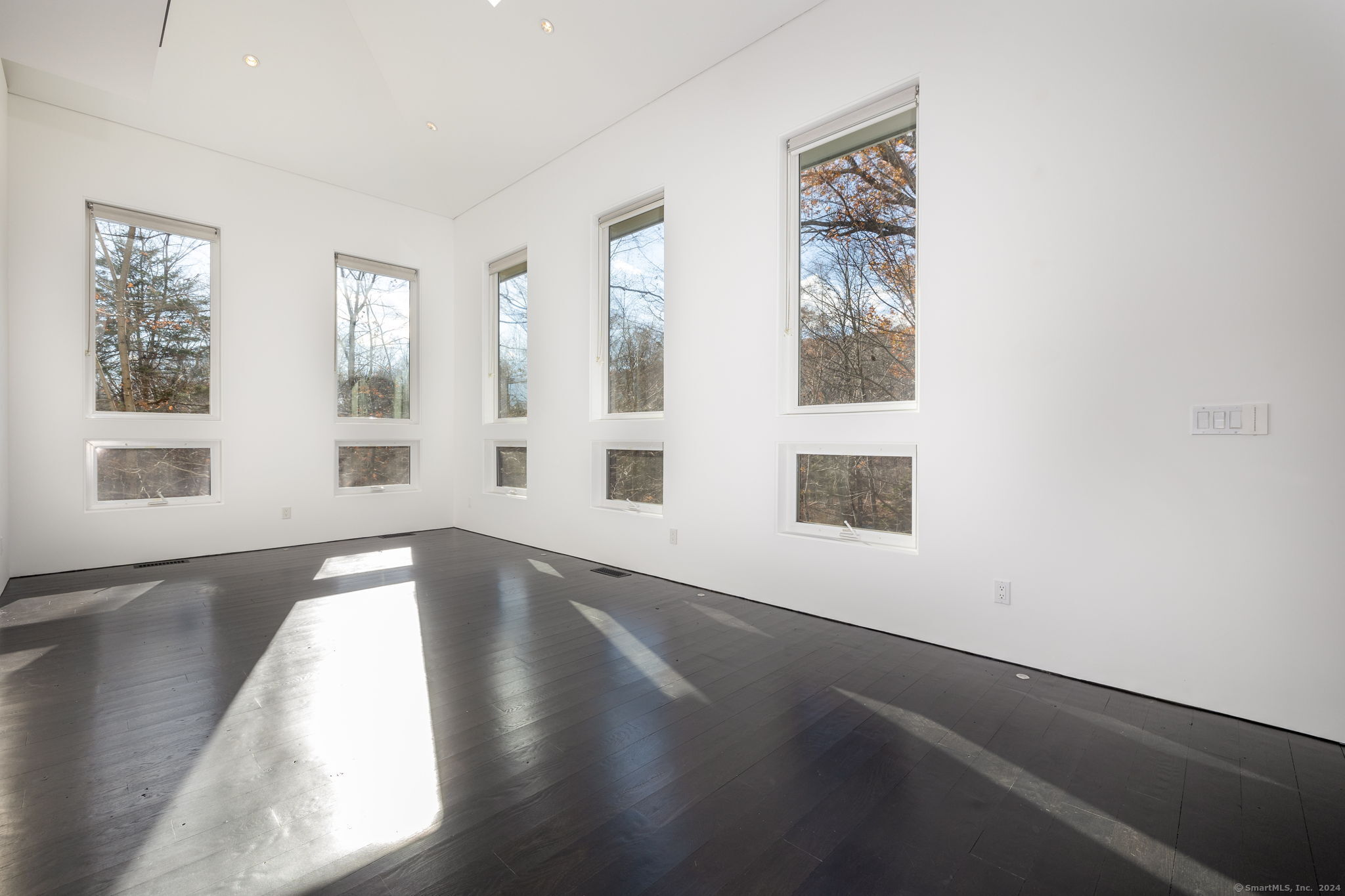 17 Birchwood Lane, Woodbury, Connecticut image 5