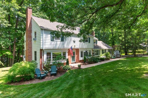 Photo of 6 Eastview Drive, Simsbury, CT 06070 (MLS # 24188859)
