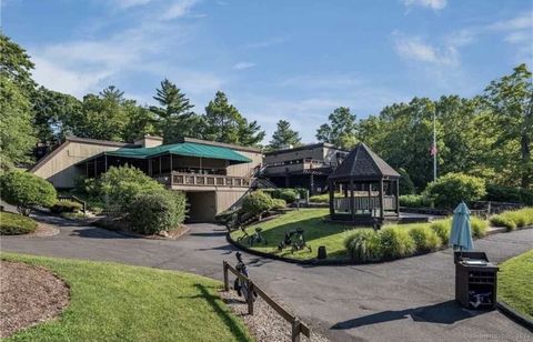 A home in Farmington