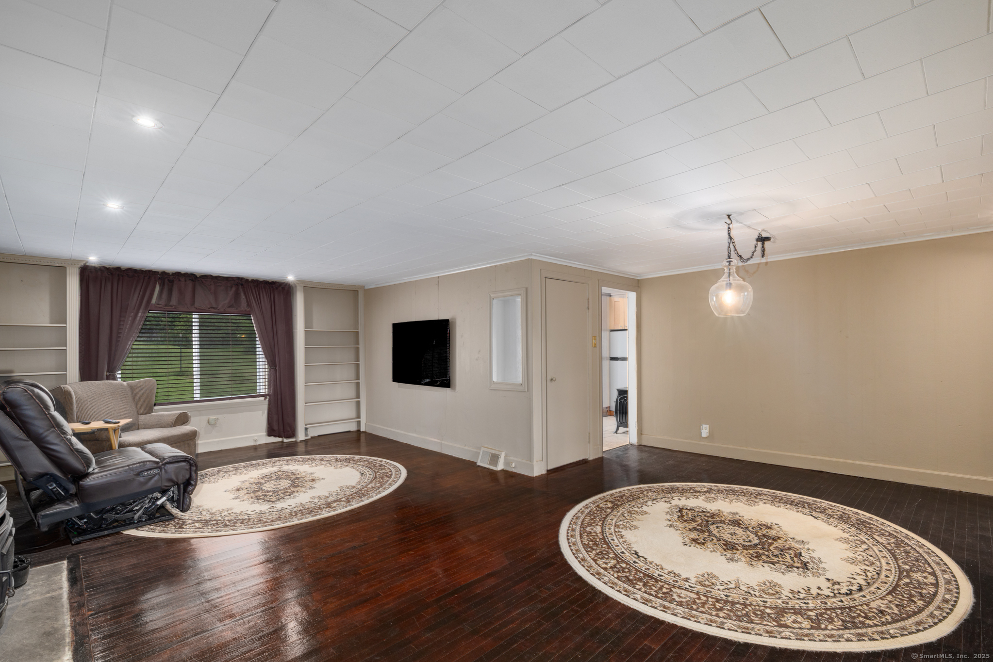340 Woodbury Road