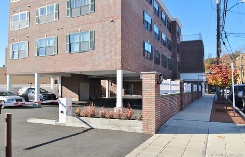 Tiny photo for 947 Hope Street #305, Stamford, CT 06907 (MLS # 24160123)