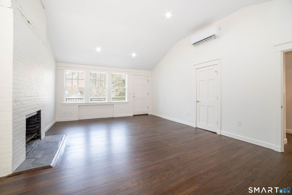 Photo of 22 Bryden Terrace, Hamden, CT 06517 (MLS # 24168611)