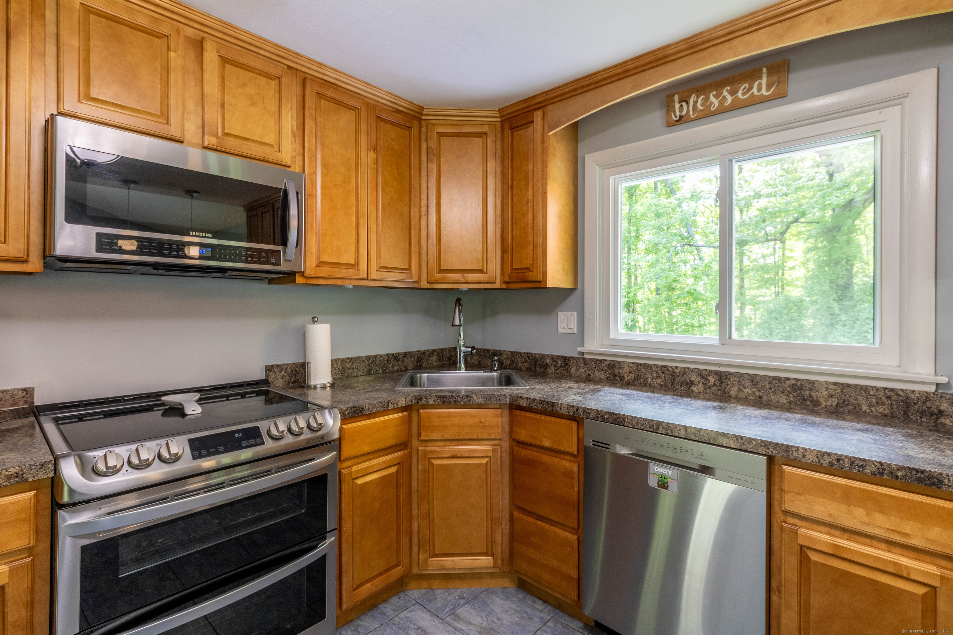 55 Linton Street, Torrington, Connecticut image 13