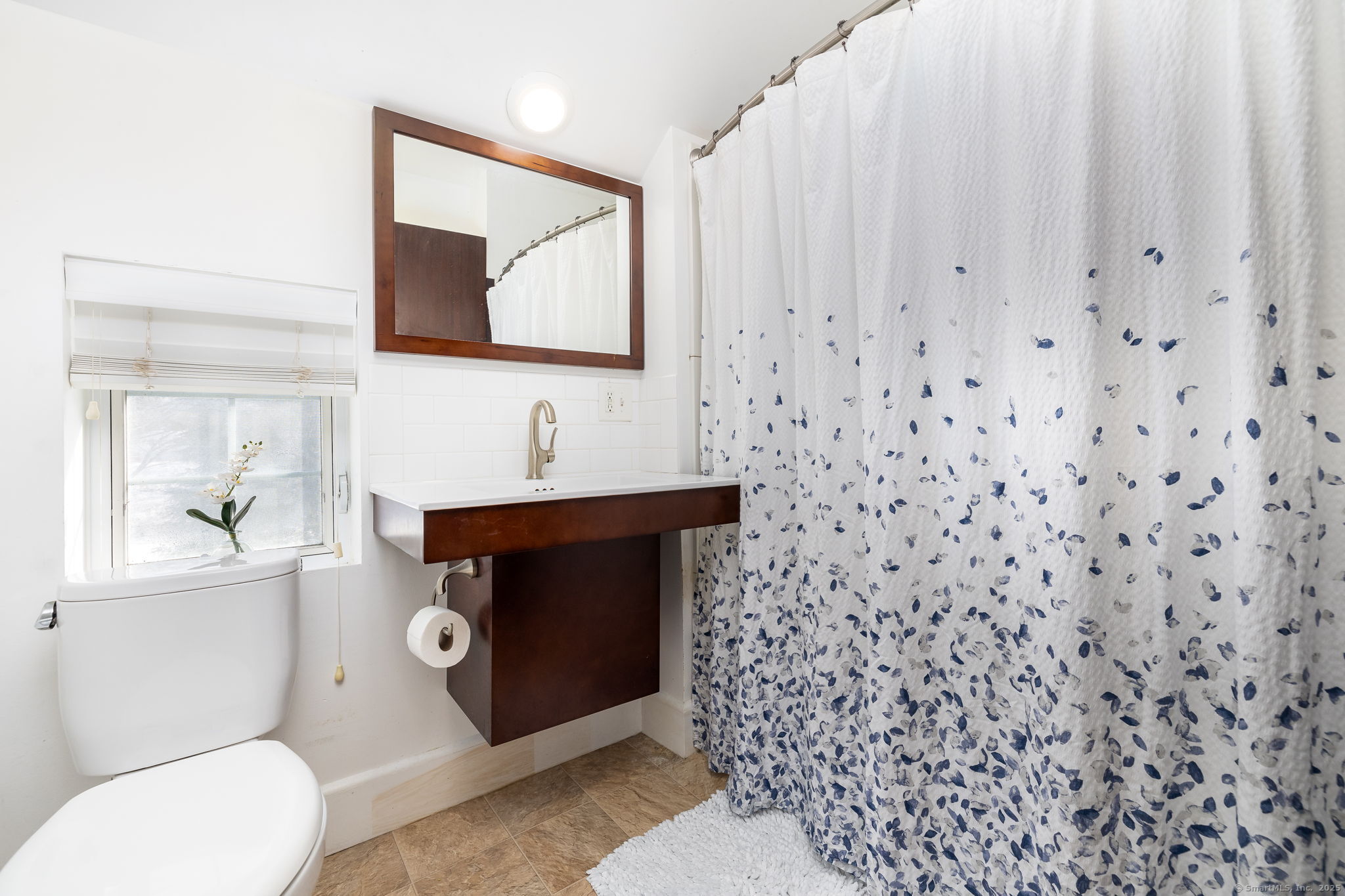 Franklin, Connecticut 06254, United States, 2 Bedrooms Bedrooms, ,2 BathroomsBathrooms,Residential,Pending,14072